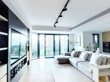 三房朝南 全新装修, 带车位