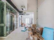 有钥匙 类独栋别墅 室内电梯 新世界丽樽 可谈价格 双车位