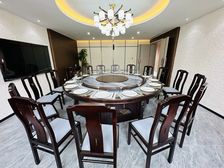 东四环1300平米豪华会所丨170万/年丨带全套家具