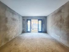 沙坪坝区 俊峰香格里拉 带大花园洋房 152万