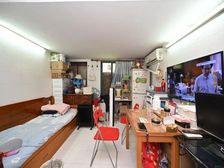 北新泾地铁口 带院子 房东急卖 看中可谈 满五税少看房随时
