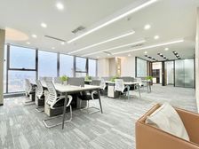 成都西站丨电梯口接待现房4隔间24工位丨动静分区·全景落地窗