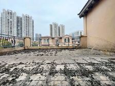 天麓山大别墅 花园500平 全新毛坯 有地下室 业主诚售