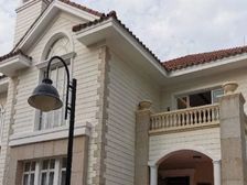 东方夏湾拿别墅 南向精装修 着急出售 内转单位可谈价 带车位