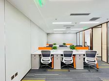 通用国际中心 精装修 带家具 高区地标建筑 繁华商圈 特价