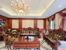 融创博爵堡别墅拎包入住带2个车位