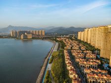 富力湾 近惠东高铁站 交通便利配套成熟一线海景 带返租送家电