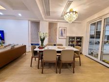 赵巷性价比蕞高的一套,带私家电梯类独栋别墅 紧邻宋庆龄协和