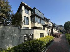 绿地朱家角1号(11 4室2厅3卫 简单装修 666万元