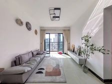 凯蓝滨江名门花园 3室2厅2卫 精装修 99.8万元