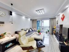 豪华装修!!满五年,带入户赠送,诚心出售