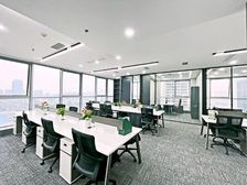 奔驰大厦特价23.9元 免租一个月丨双采4隔间24工位视野好