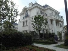 新江湾城次新别墅,满五带车位,毛坯交付,房东降价急售!!!
