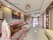 朝阳新城 西湖万达旁 滨江国际四房两卫 拎包入住 诚售