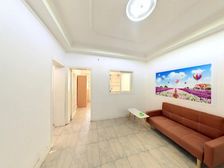 中阶费0.8% 一楼的好房。双阳台。适合单身、结婚、养老房