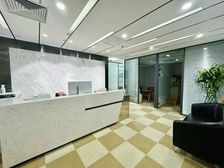 特价特价房源350平 长安街财源IFC超甲楼超长免租期