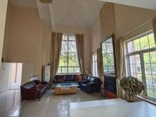 绿波花园新出房源,诚售,集中南花园,小区中心位置,南进门