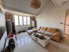 新挂牌 5楼送40平阁楼 精装修 靠别墅景观位置 三新