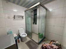 万达旁急售房源 大两居 南北通透 高楼层采光 小区绿化高