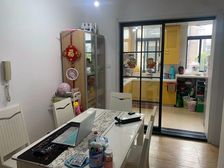 绿地金卫新家园 63.93平2居 南北向精装修 着急出售