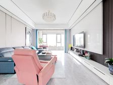 中建之星 每间房都能看江的大平层,拎包入住。