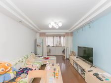 近地铁 全明南北户型两房 有钥匙 中间楼层 交易中心