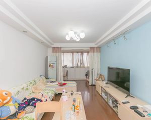 近地铁 全明南北户型两房 有钥匙 中间楼层 交易中心