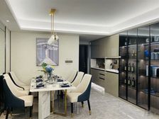 月亮岛网红盘 40万精装四房 四号线地贴口 师大教育资源好