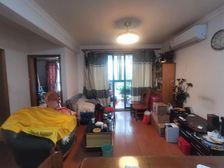 世博家园十一街坊 交通便利 商业配套齐全 超低密度 朝南