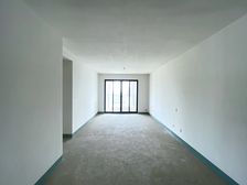 毛坯单价7K加 首付10几万 新城锦域三房二卫边户 满2