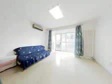 一层南向一居247万高原值支持款小区中心位置