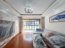 红角洲全新装修电梯洋房,四房 靠近豫章南航 价格可谈