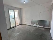 本周必卖 租客已搬走 毛坯高层一房 价格可谈