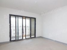 房东置换急售 中海恒大 品质小区 三开间朝南 阳光从早到晚