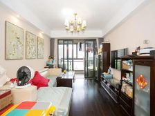 品质小区,次新房,带产权车位,业主出国定居,诚心出售。