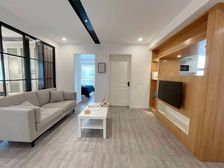 业主已买急售,05品质小区!婚房装修全赠,满五税少,户型方正