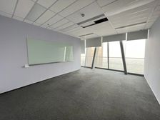 望京绿地中国锦2150平米 整层精装 保利国际 金辉大厦