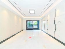 低于市场价150W急售 次新小区 人车分离 干挂石材外立面