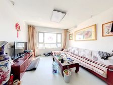 欢乐汇旁 实用三室 中间楼层 毛坯房可以任意装修急售