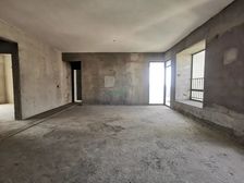 凯旋国际 从未入住 中间位 安静 方正 双阳台 景观好