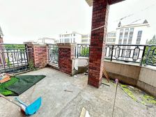 捡漏的来交大板块 万国府边套电梯上叠 和交大做邻居 满五