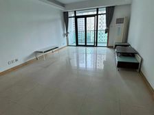 徐家汇中心 小区主力户型3房,业主急需资金周转,附带产权车位