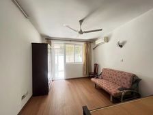 新上笋盘丨低于市场价80W!一楼送15平米院子,楼间距宽敞!