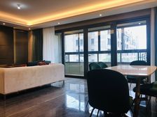 临河(大三房户型)婚房装修,黄金楼层,满五税少,价格可谈