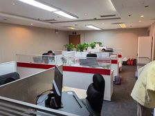 西城金融街小面积120平出租精装修带家具交通便利直接拎包入住