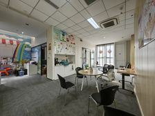 深圳路苗岭路D铁口上实旁网点230平适合金融