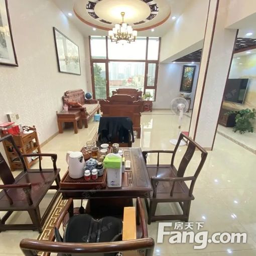 金峰地铁口万科城别墅 配套成熟空气清新