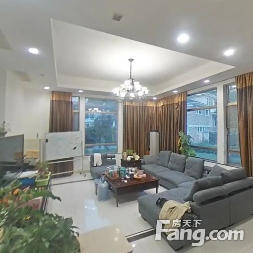 科学城中心地铁口保利林语山庄独栋别墅 配套齐全