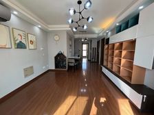 品质万科 全屋定制二次装修 南北通透双阳台 中间楼层 急售