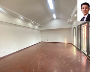 实拍!实卖!新出观唐景观独栋,满五,诚意出售,价格可谈有钥匙